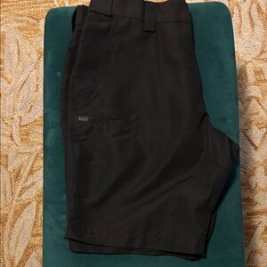 5.11 black men’s W36 tactical/casual short. Stretch waist